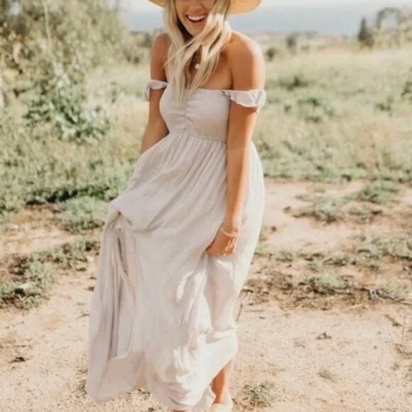 ☀️ CARLY JEAN LOS ANGELES Tulip Light Purple Lilac Maxi Dress Smocked Dress Slit - Picture 1 of 10